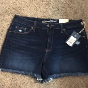 NWT Universal Thread High Rise Shorts Sz 10